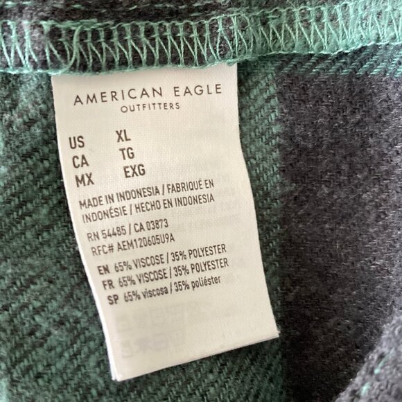 American Eagle Outfitters green plaid flannel button down shirt / top oversized - Picture 6 of 11